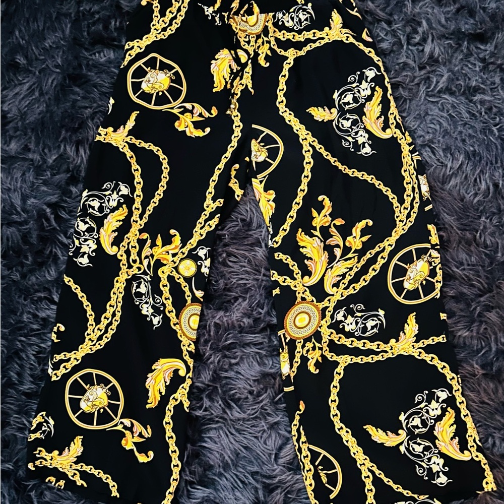 Black and Gold Patterned Pants with Pockets